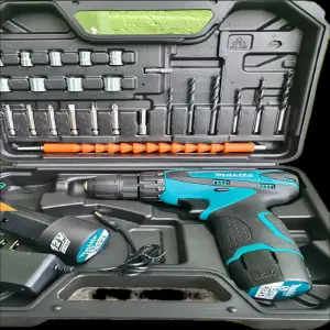 TALADRO 12V  MAKITA PERCUTOR
