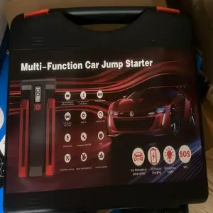 CARGADOR PARA BATERIAS DE CARROS