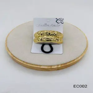 COLAS PONY CUFF