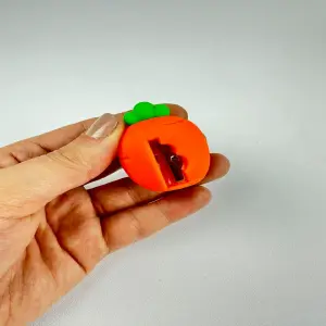 TAJALAPIZ FIGURA ZANAHORIA