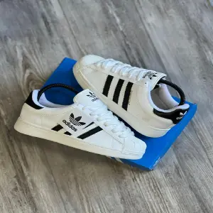 Adidas Superstar Clásico: Un Ícono Reimaginado - Adidas super star clasico