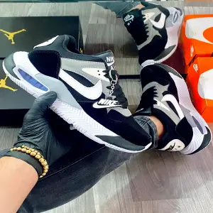 Nike comando
