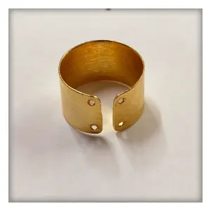 Anillo base con 4 perforaciones