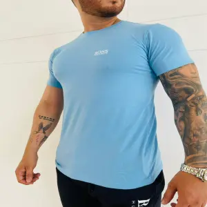 CAMISETA HUGO BOSS PREMIUM