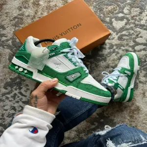 LOUIS VUITTON TRAINER VERDE