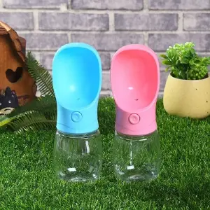 Bebedero pequeño de mascotas