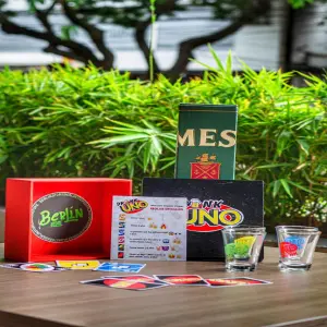JUEGO DE MESA UNO DRINK 4 COPAS