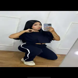 Conjunto cordón en camiseta dama