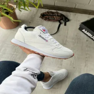 Reebok Master Black DAMA Y CABALLERO