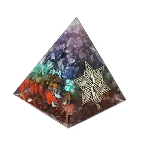 Pirámide 7 Chakras Metatron Angel Piedra