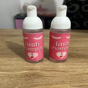 LASH SHAMPOO