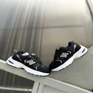 new balance negro