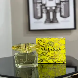 VERSACE YELLOW DIAMOND