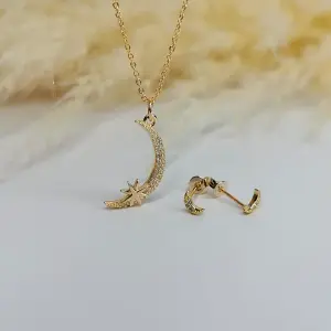 JUEGOS DE CADENAS DE LUNA MEDIA