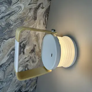 Linterna o lámpara multiusos