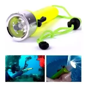 linterna acuatica buceo