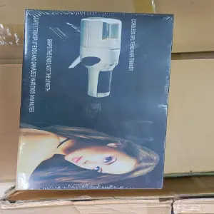 MAQUINA QUITA HORQUILLA RECARGABLE PRO
