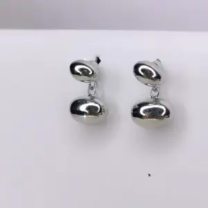 ARETA PLATEADA SENCILLA