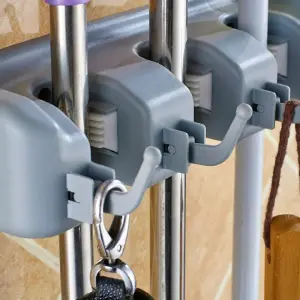Organizador de Escobas de 5 Puestos: ¡Organización y Estilo para tu Hogar! - ORGANIZADOR DE ESCOBAS DE 5 PUESTOS