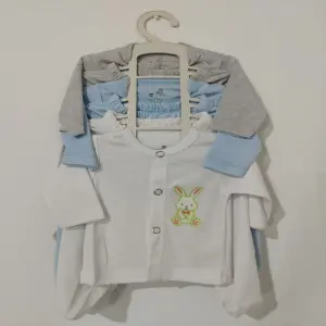 PIJAMA DE BEBE