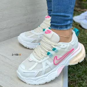CALZADO NIKE  TR DAMA