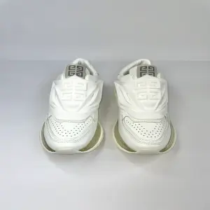 VENCHY 969 BLANCA