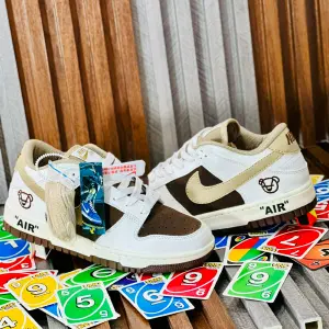 NIKE SB DUNK
