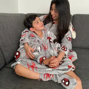 Saco Cobija Yeti Polar Gigante Spiderman