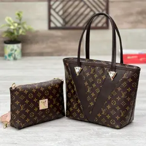 COMBO BOLSO GRANDE Y MANOS LV