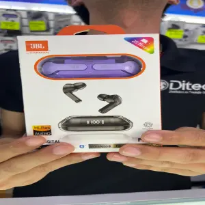 RELOJ ULTRA2 + 12 CORREAS + AUDIFONO JBL