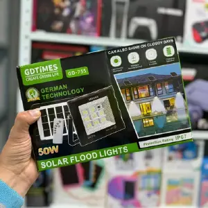 lampara exterior con panel solar control