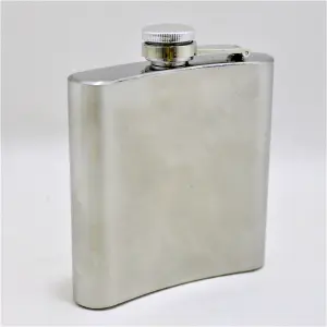 Licorera metalica de 7OZ