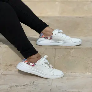 Tenis casual de mujer Gaby Blanco