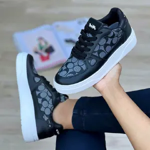 DEPORTIVO COACH ESTAMPADO DAMA
