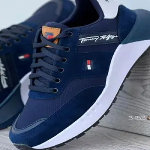 REF: 428 TOMMY