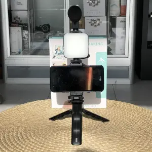 TRIPODE PARA CELULAR