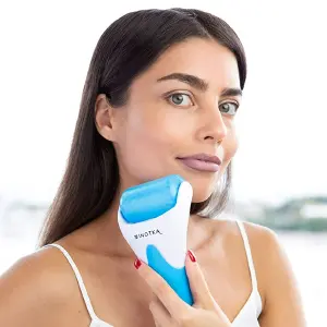 Ice roller masajeador facial azul