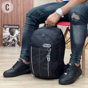 Combo Escolar Nike (Morral + Tenis)
