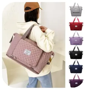 Bolso plegable con textura