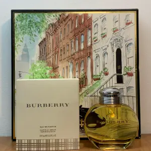 Z Burberry Mujer: Elegancia Redefinida - Z Burberry Woman