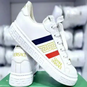 versace blanca dama
