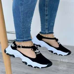 Addidas casual