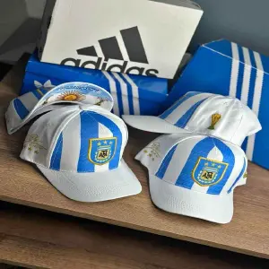 GORRA DE LA SELECCIÓN ARGENTINA CAMPEÓN: ¡Celebra la Victoria! - GORRA DE LA SELECCION ARGENTINA CAMPEON