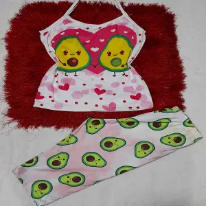 PIJAMA CAPRI: comodidad y estilo para tus noches - PIJAMA CAPRI