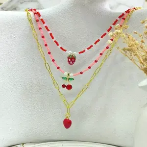 collar en rodio y mostacilla