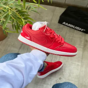 Nike Retro 1 Charol Red DAMA Y CABALLERO