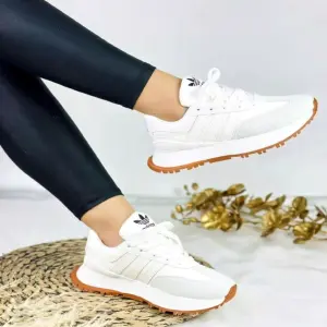 Tenis Adidas de dama