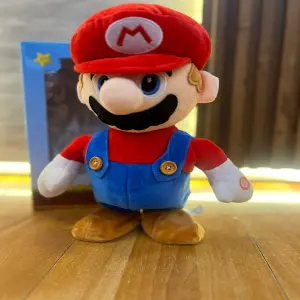 Peluche Mario Bross con MOVIMIENTO SONID