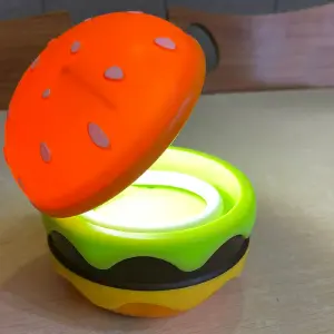 Lampara de Mesa Estilo Hamburguesa