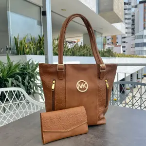 DUO BOLSO EN CUERO DAMA REF MK